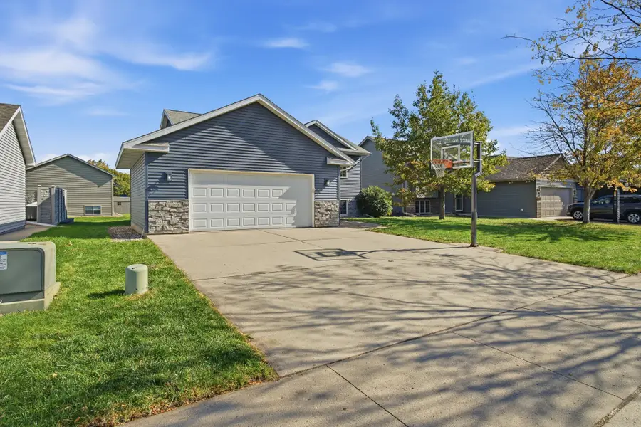 121 Pinehurst Drive, Mankato, MN 56001 - #2
