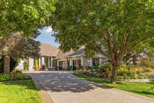 9061 Breckenridge Lane, Eden Prairie, MN 55347