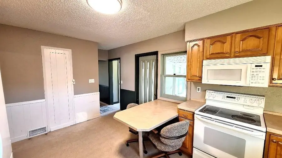 301 Main Street E, Cavalier, ND 58220 - #3