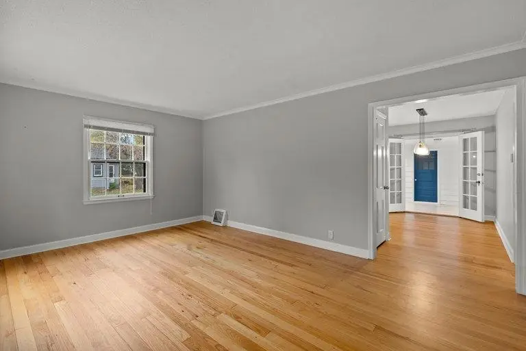 2942 Zenith Avenue N, Robbinsdale, MN 55422 - #3