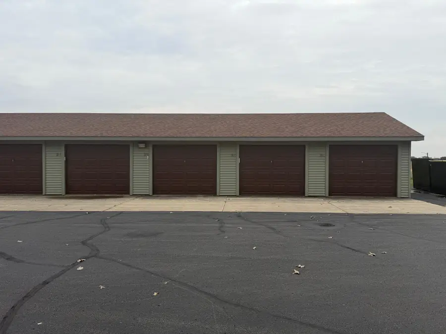 808 Lake Chapeau Drive #102, Albert Lea, MN 56007 - #3