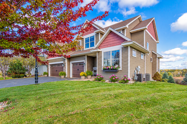 643 Parkside Court, Eagan, MN 55123