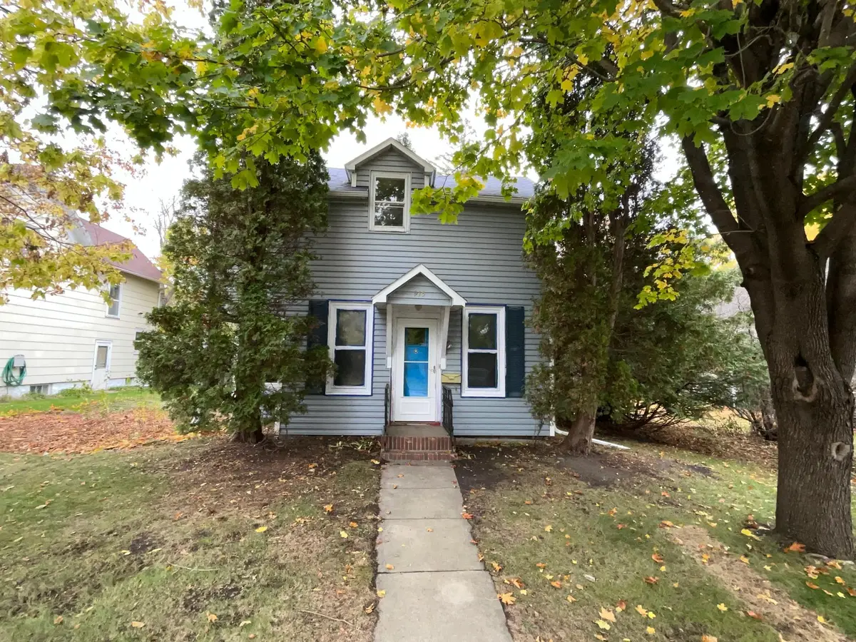 915 Cedar Street, Alexandria, MN 56308 - #1