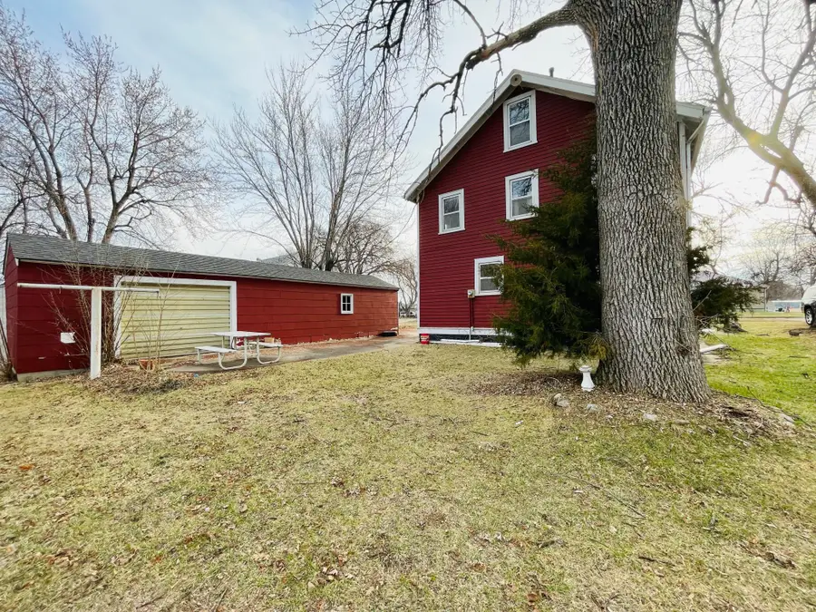 839 Clement Street, Worthington, MN 56187 - #2