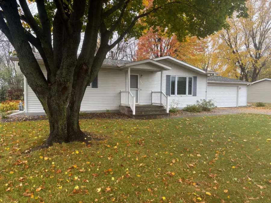 704 19th Street S, Benson, MN 56215 - #3