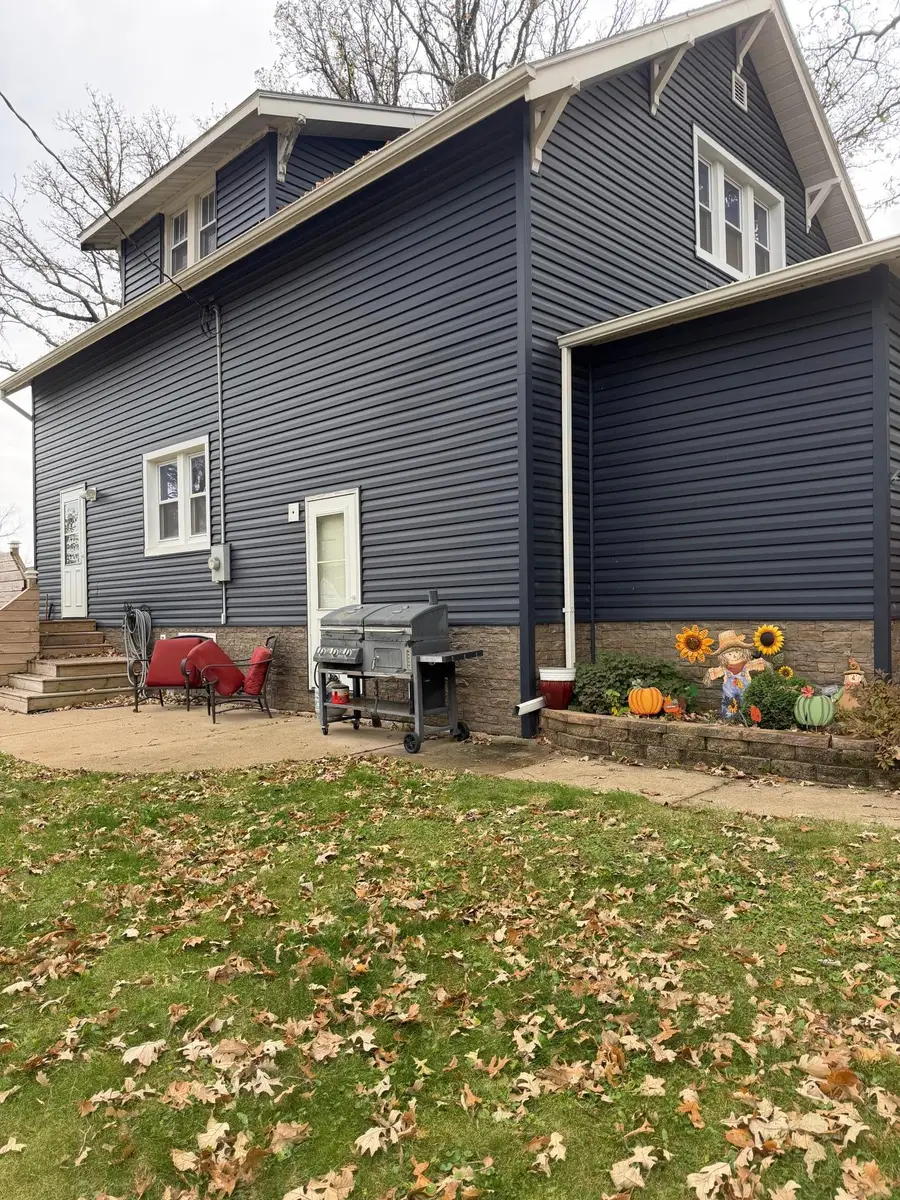 211 Park Street, Emmons, MN 56029 - #3