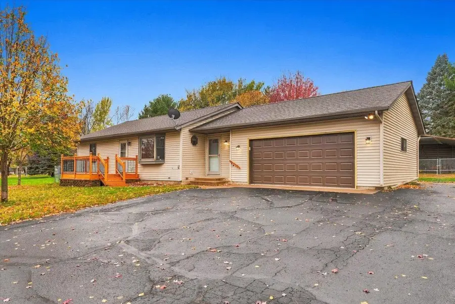 909 Martys Way, Osceola, WI 54020 - #2