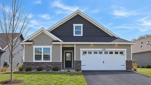 2148 Bluff Heights Drive, Shakopee, MN 55379