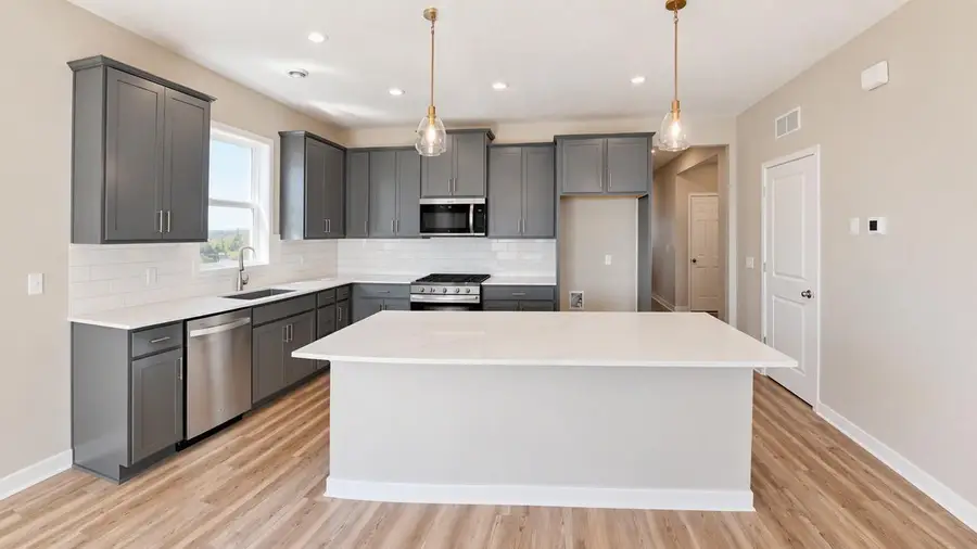 2156 Bluff Heights Drive, Shakopee, MN 55379 - #3