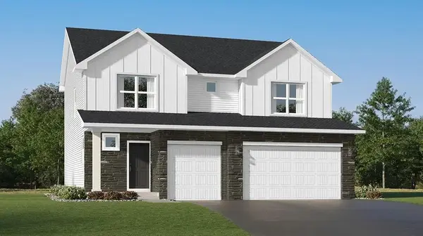 18334 Gladiator Drive, Lakeville, MN 55044