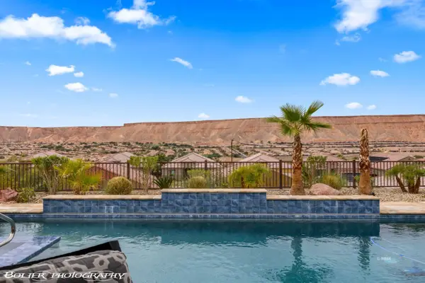 1227 Dome Peak Circle, Mesquite, NV 89034