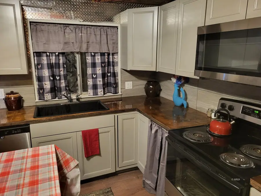525 W Cottonwood Ave, Overton, NV 89040 - Image #3