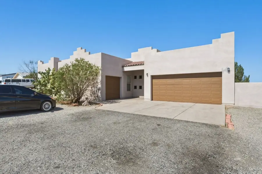 445 S Second West St, Bunkerville, NV 89007 - #3