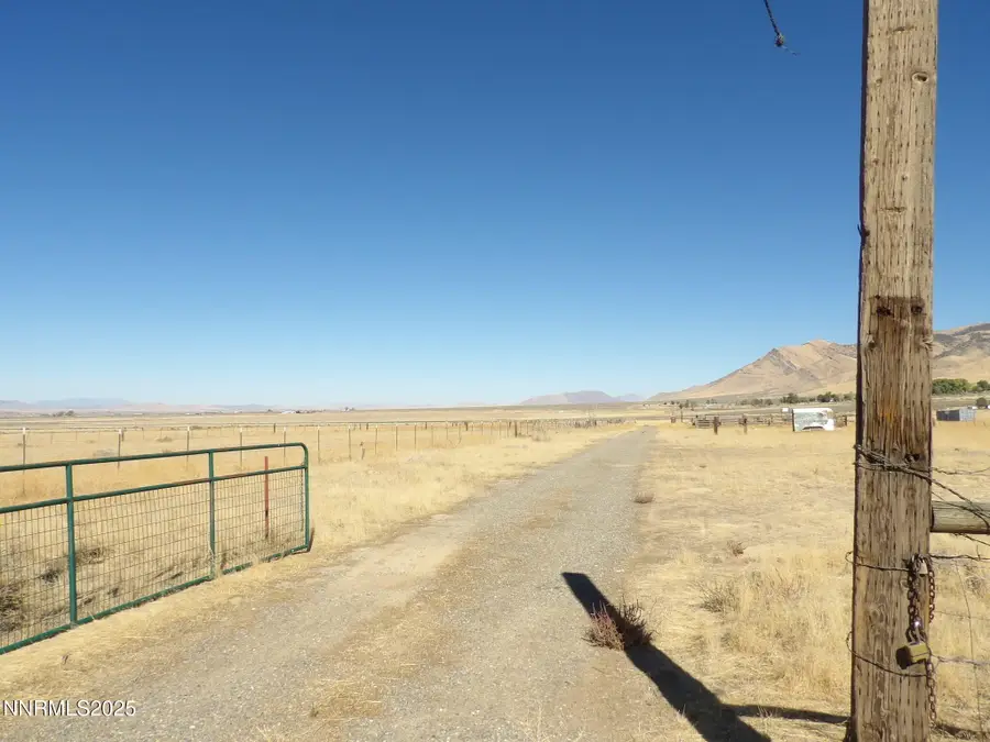 15948 S Grass Valley Road, Winnemucca, NV 89445 - Image #2