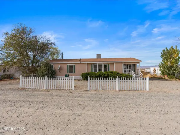 77 Mountain Lane, Yerington, NV 89447