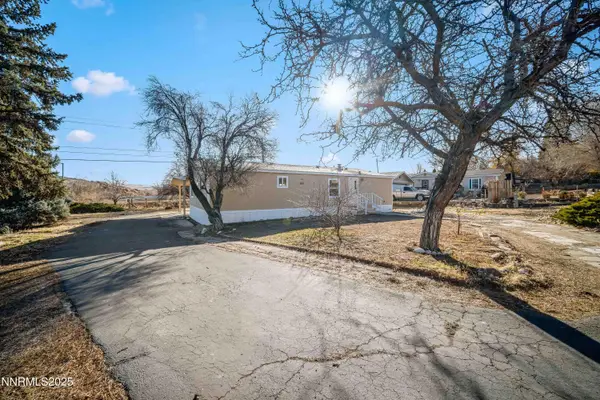 4688 E Leonesio Drive, Sun Valley, NV 89433