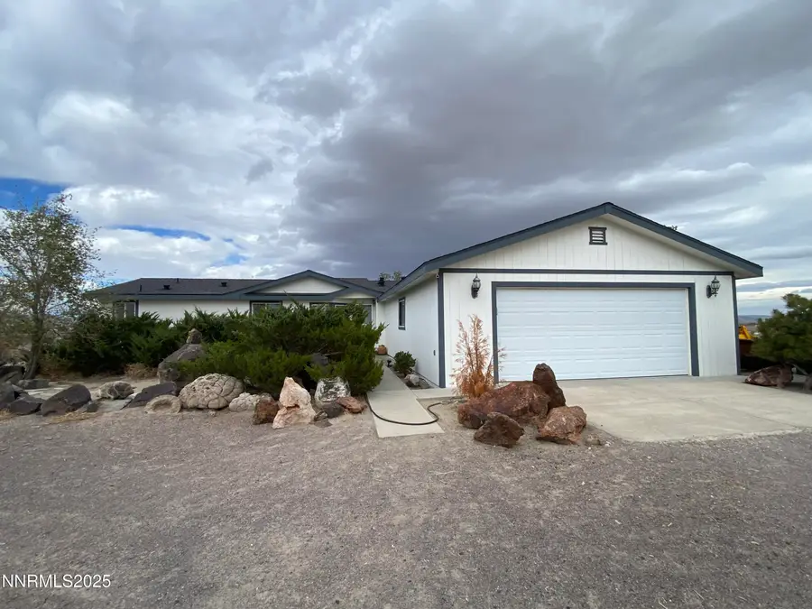 1280 Crest Drive, Silver Springs, NV 89429 - Image #2