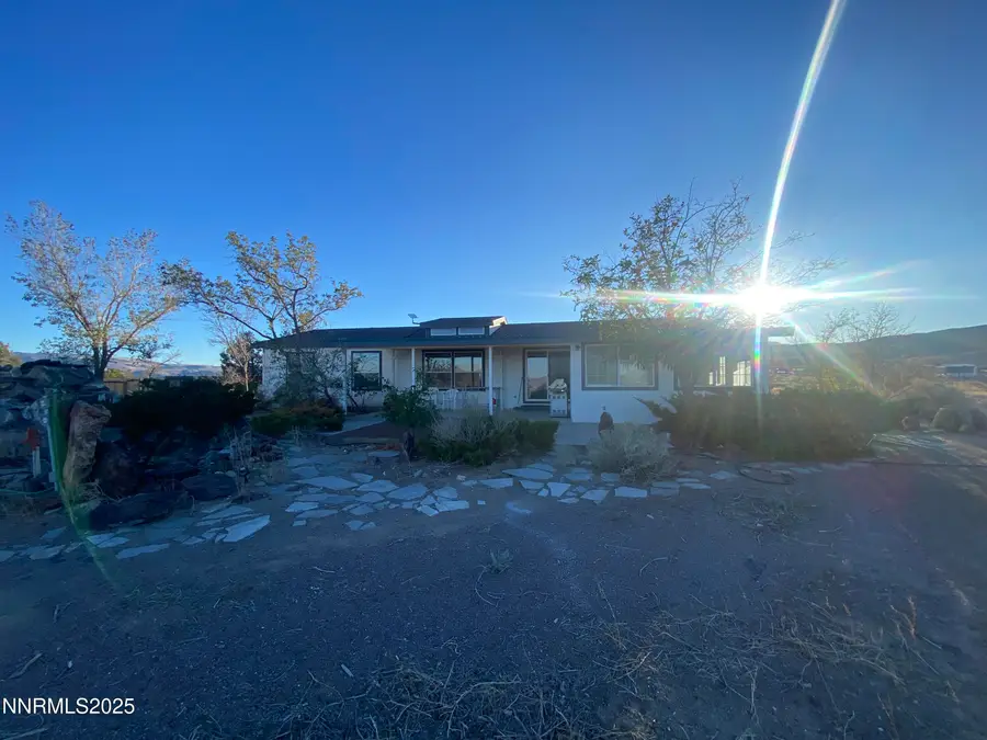 1280 Crest Drive, Silver Springs, NV 89429 - Image #3