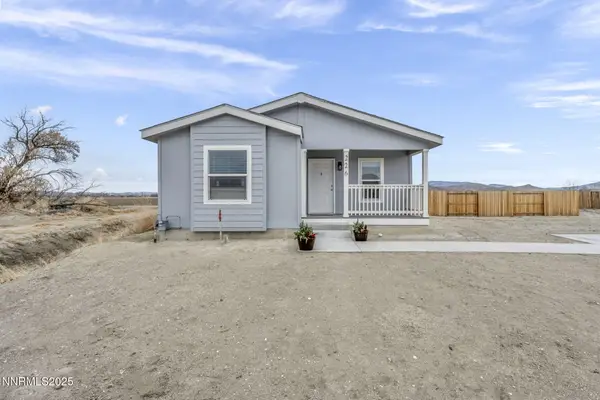 226 Sweetwater Drive, Yerington, NV 89447