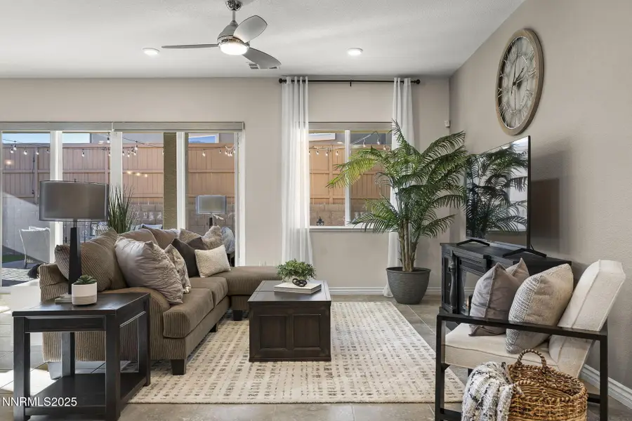 425 Chelmsford Drive, Verdi, NV 89439 - Image #2