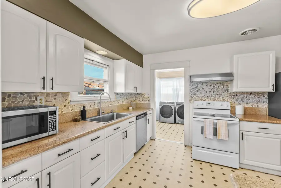 1756 F Street, Sparks, NV 89431 - Image #3