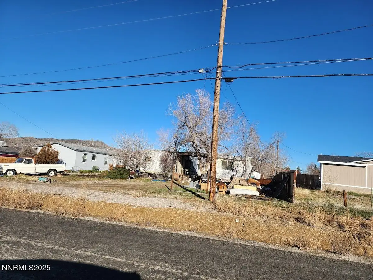 735 E 4th Avenue, Sun Valley, NV 89433 - Image #1