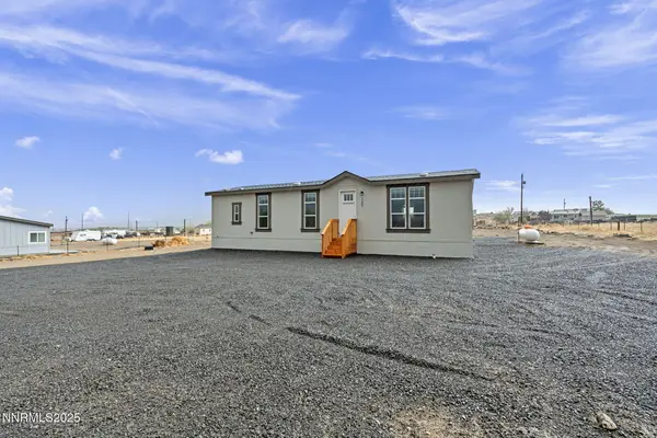 3695 E 10th Street, Silver Springs, NV 89429