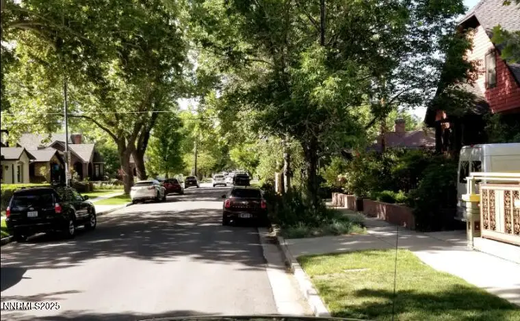 611 & 611A Nixon Avenue, Reno, NV 89509 - Image #2