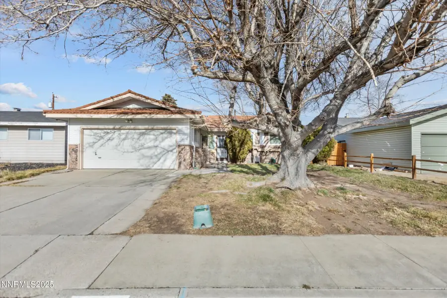 650 Lenwood Drive, Sparks, NV 89431 - Image #2