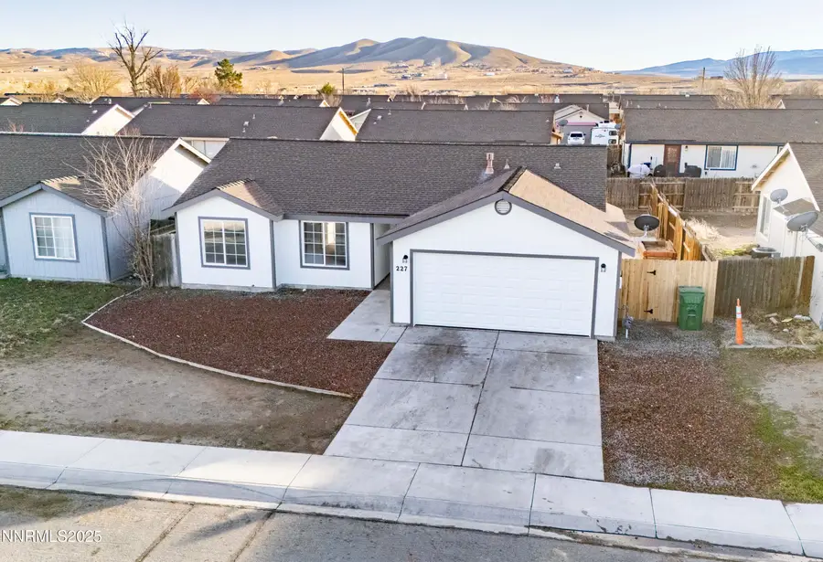 227 Jennys Lane, Fernley, NV 89408 - Image #2