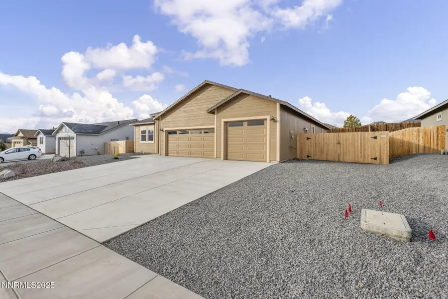 911 Saltbrush Road, Dayton, NV 89403 - Image #3