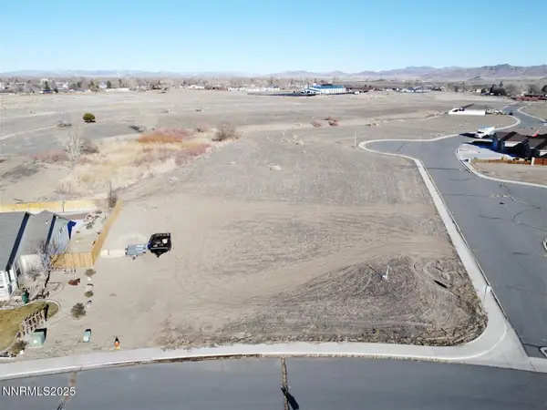 422 Seminole Drive, Yerington, NV 89447