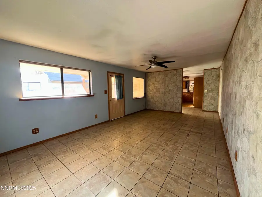 645 K Street, Hawthorne, NV 89415 - #2