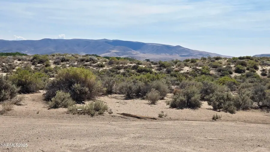 8065 Magnolia Street, Silver Springs, NV 89429 - #2