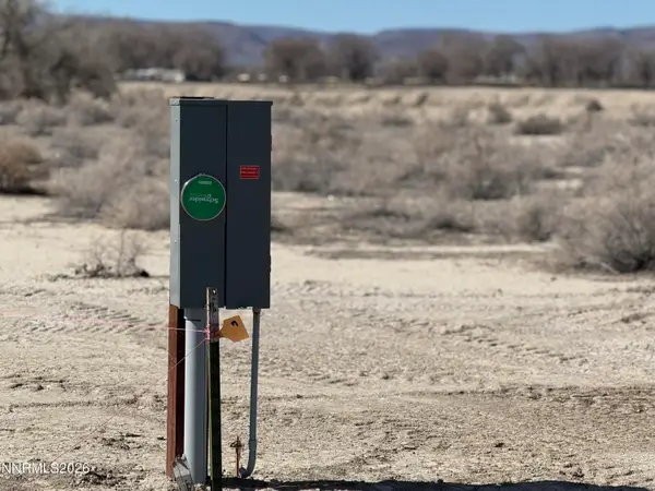 43 Cliff Banks Court, Lovelock, NV 89419