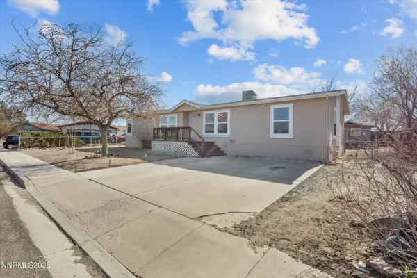 917 Opal Way, Fernley, NV 89408
