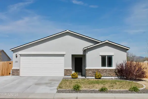 2560 Emerson Circle, Fernley, NV 89408