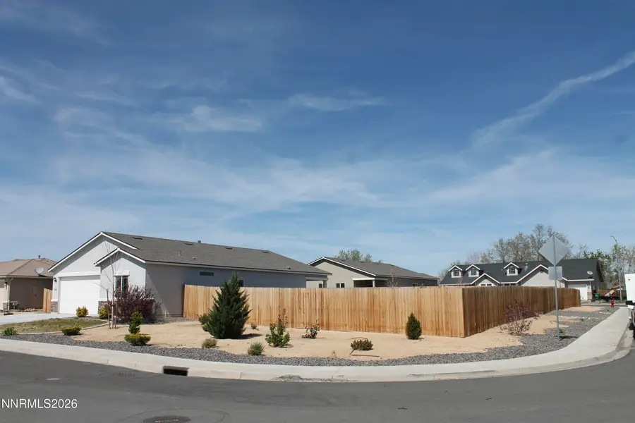 2560 Emerson Circle, Fernley, NV 89408 - #2