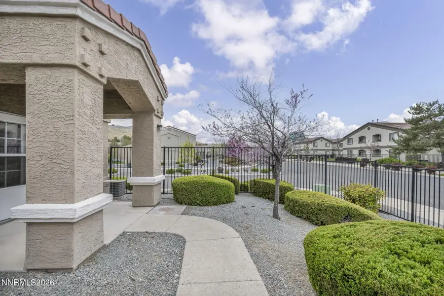 5695 Vista Luna Drive #APT 101, Sparks, NV 89436 - #3