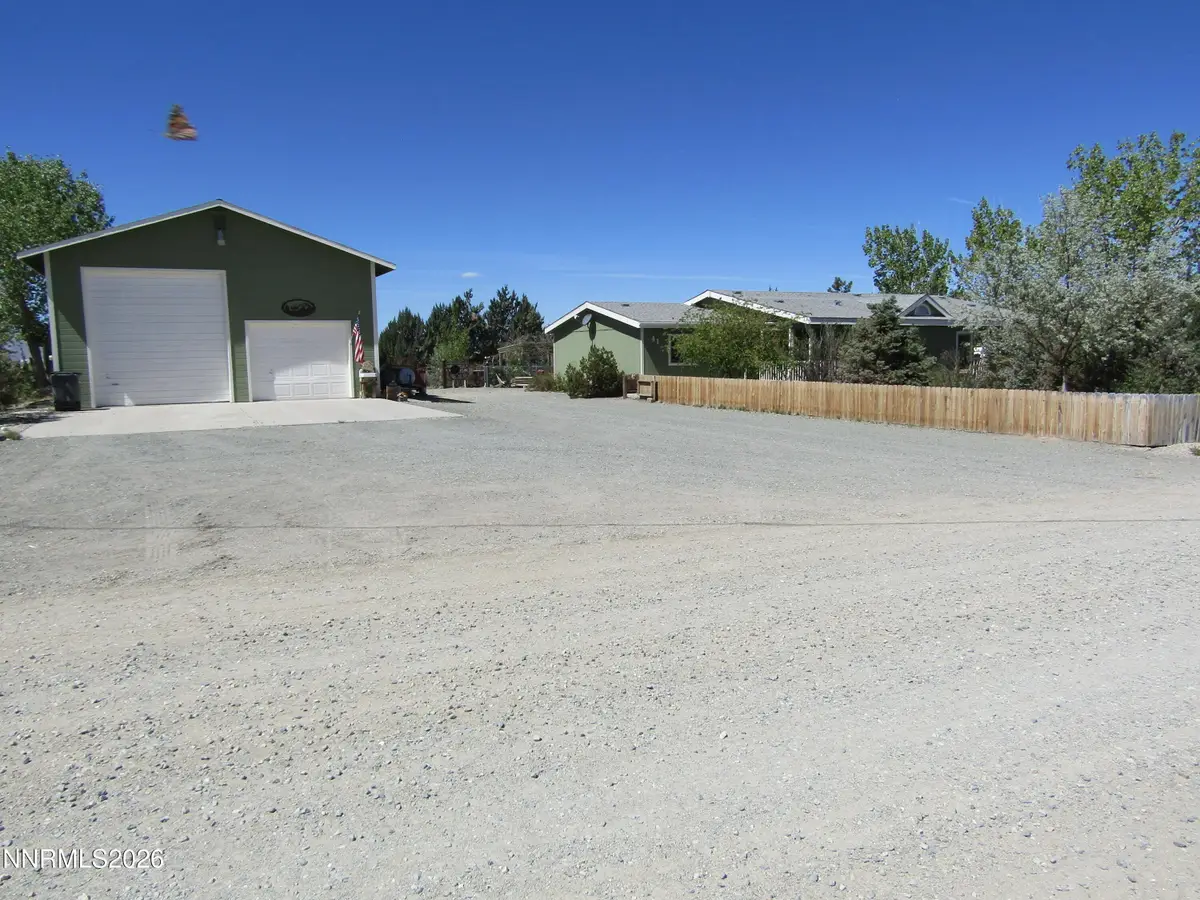 41 S Bybee Lane, Yerington, NV 89447 - #1