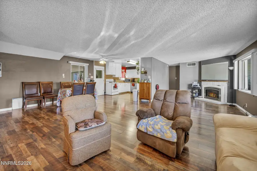 18 E Prater Way, Sparks, NV 89431 - #3