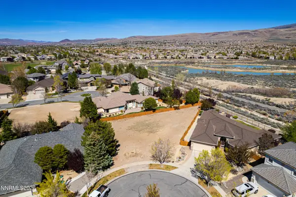 3322 Poco Star Court, Sparks, NV 89436