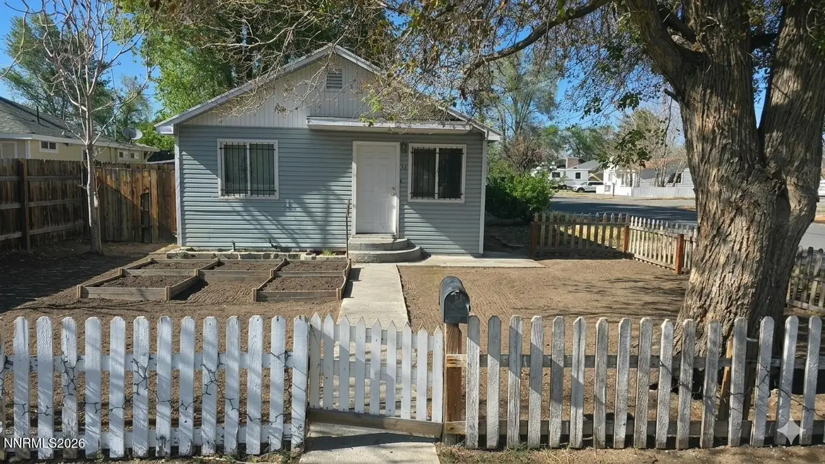 32 E Bridge Street, Yerington, NV 89447 - #1