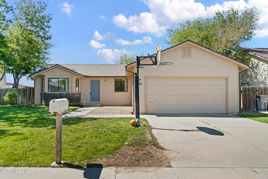 401 Kathy Avenue, Yerington, NV 89447 - #2