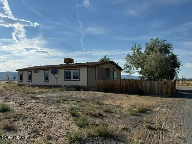 2290 E Cougar Street, Silver Springs, NV 89429 - #2