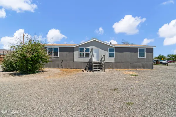 2705 Toiyabe Street, Silver Springs, NV 89429