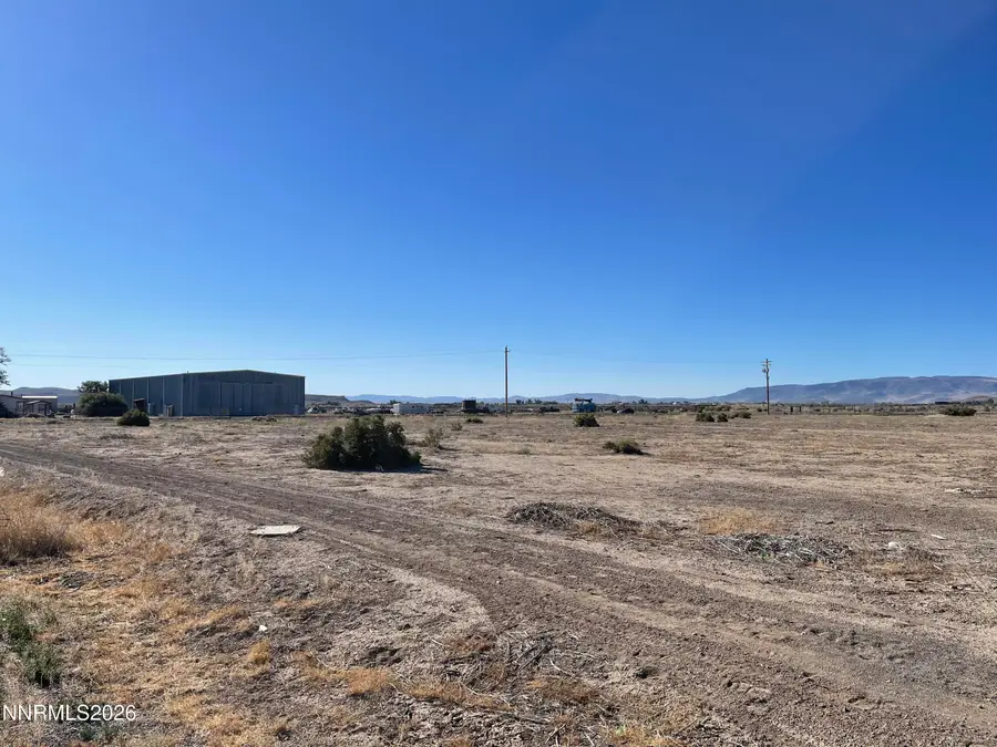 1635 Lake Avenue, Silver Springs, NV 89429 - #2
