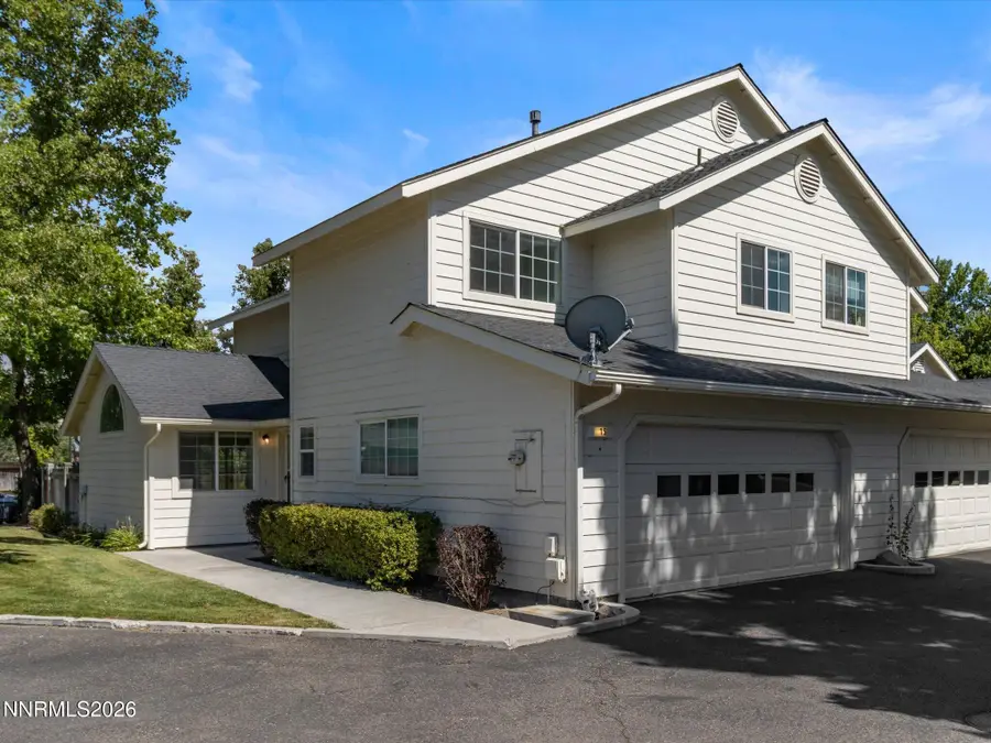 1179 Cottonwood Street #APT 15, Gardnerville, NV 89410 - #2