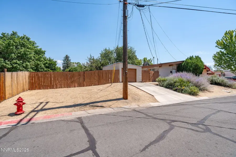 11304 Green Mountain Street, Reno, NV 89506 - #2