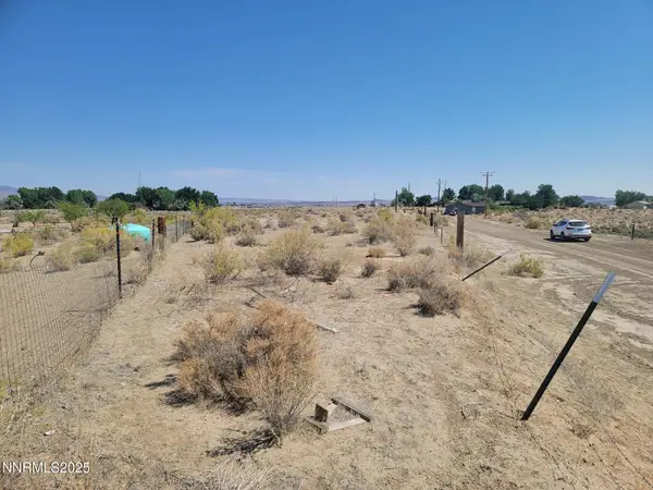 8935 Cougar Street, Silver Springs, NV 89429